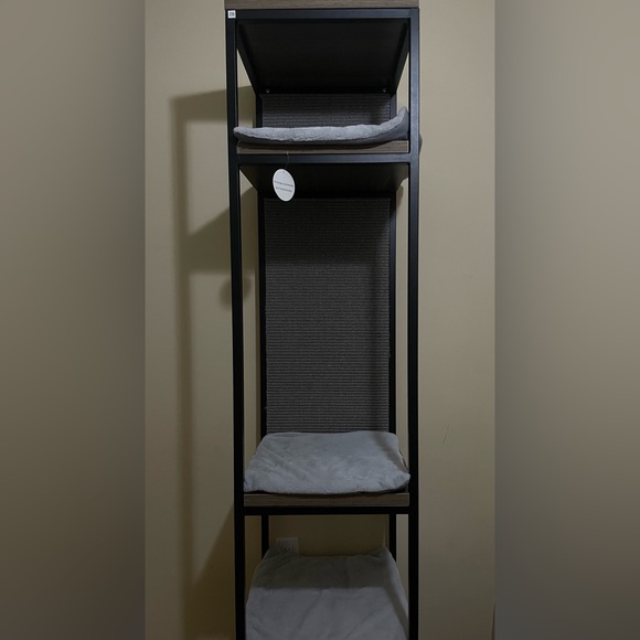 Cat Tree / Cat House - Picture 5 of 5